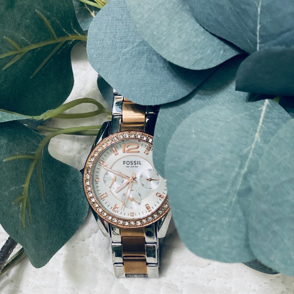 Fossil watch